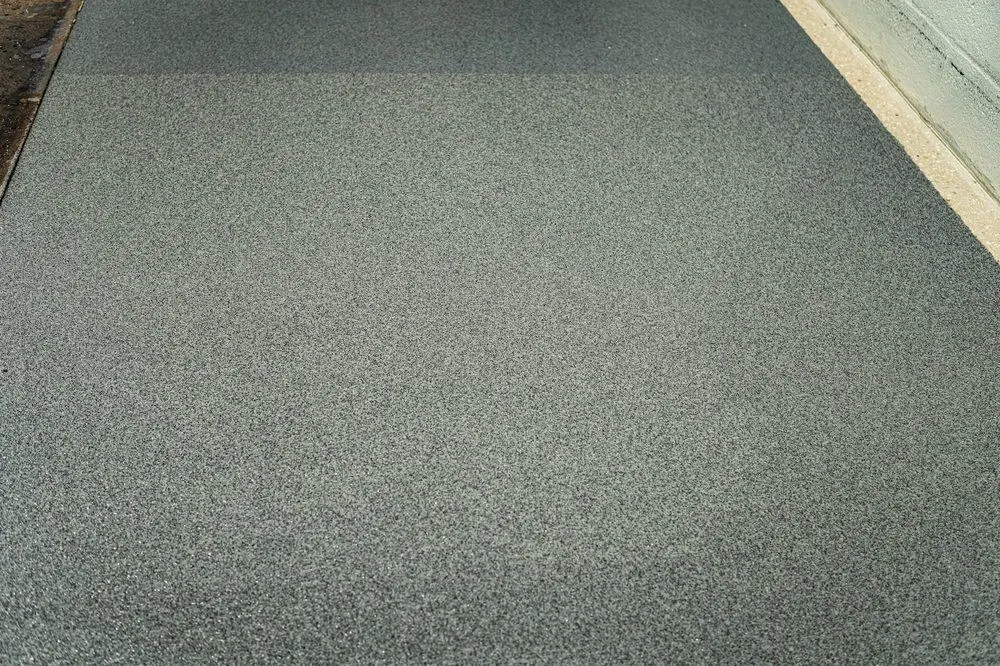 Quartz floor